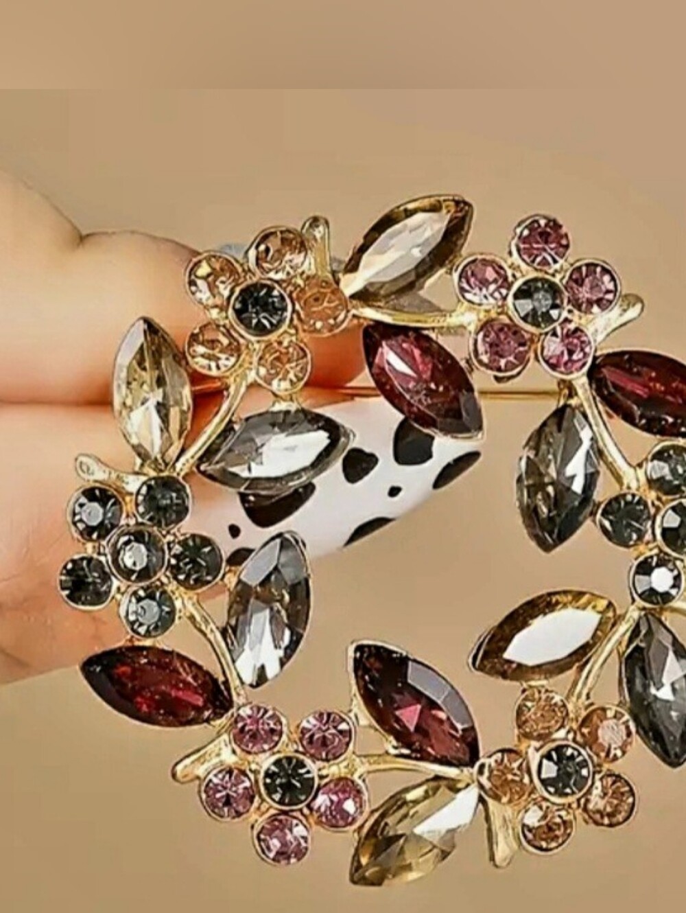 Floral Crystal Wreath Brooch - Picture 3 of 5
